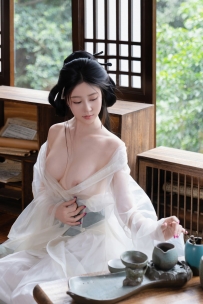 #Nnian年年_Vol.132_浣溪沙_[80P-366MB]